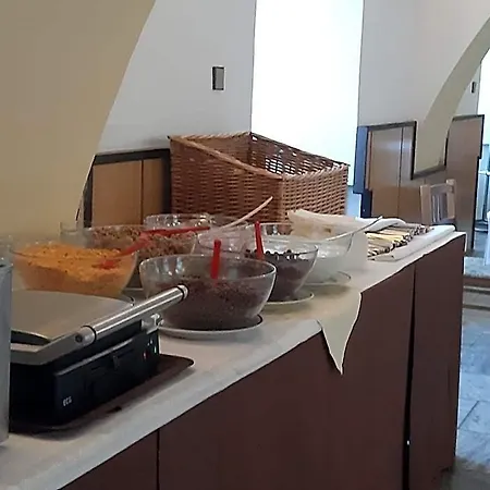 Hotel Jestřábí 3*