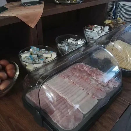 Hotel Jestřábí 3*