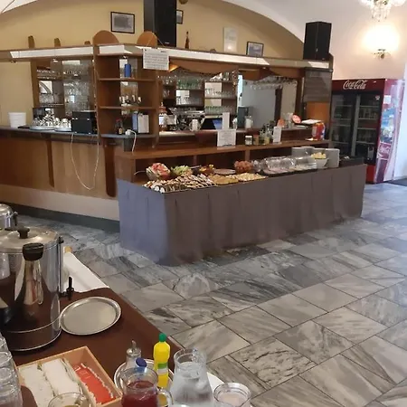Jestrabi Hotel