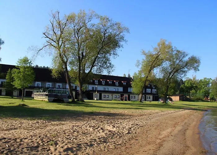 Jestrabi Hotel 3*